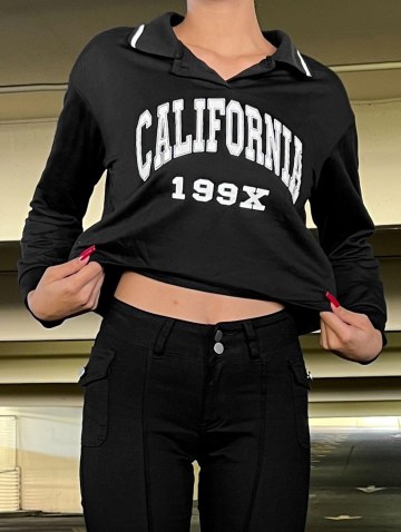 Turn-down Collar Buttoned Graphic Preppy Cropped Sweatshirt